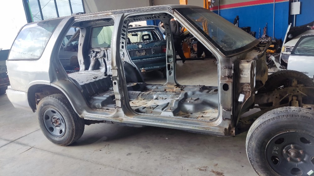 Caixote Teto Chevrolet Blazer 1997 Lateral Traseira Frente Prata 6
