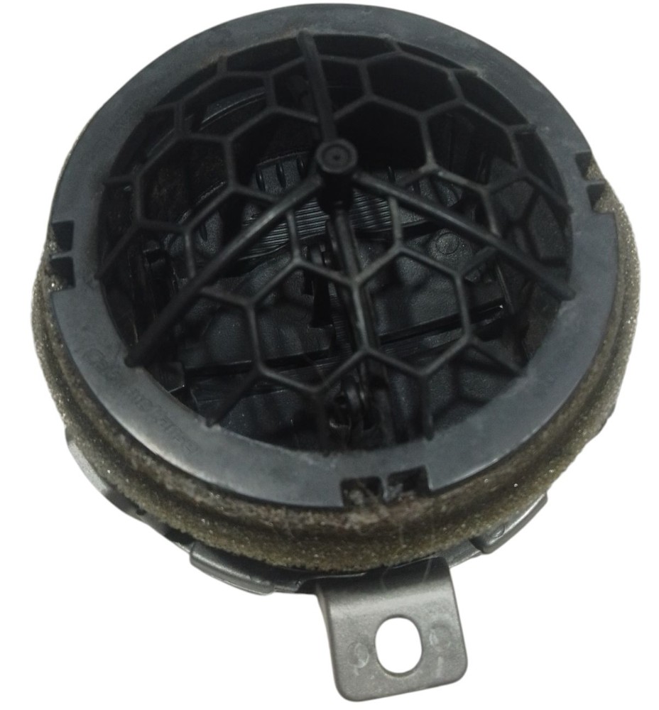 Difusor ar lateral  painel Nissan March frontier 2018 2020
