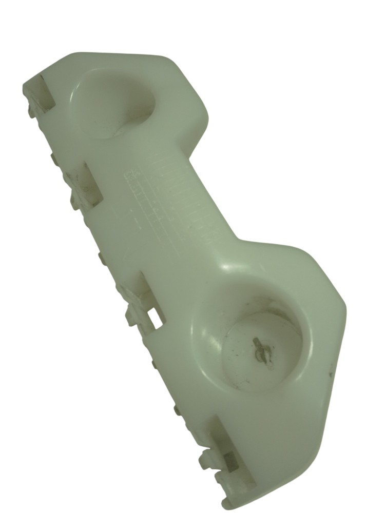 Guia parachoque dianteiro lado esqu nissan versa 2012 a 2020 8