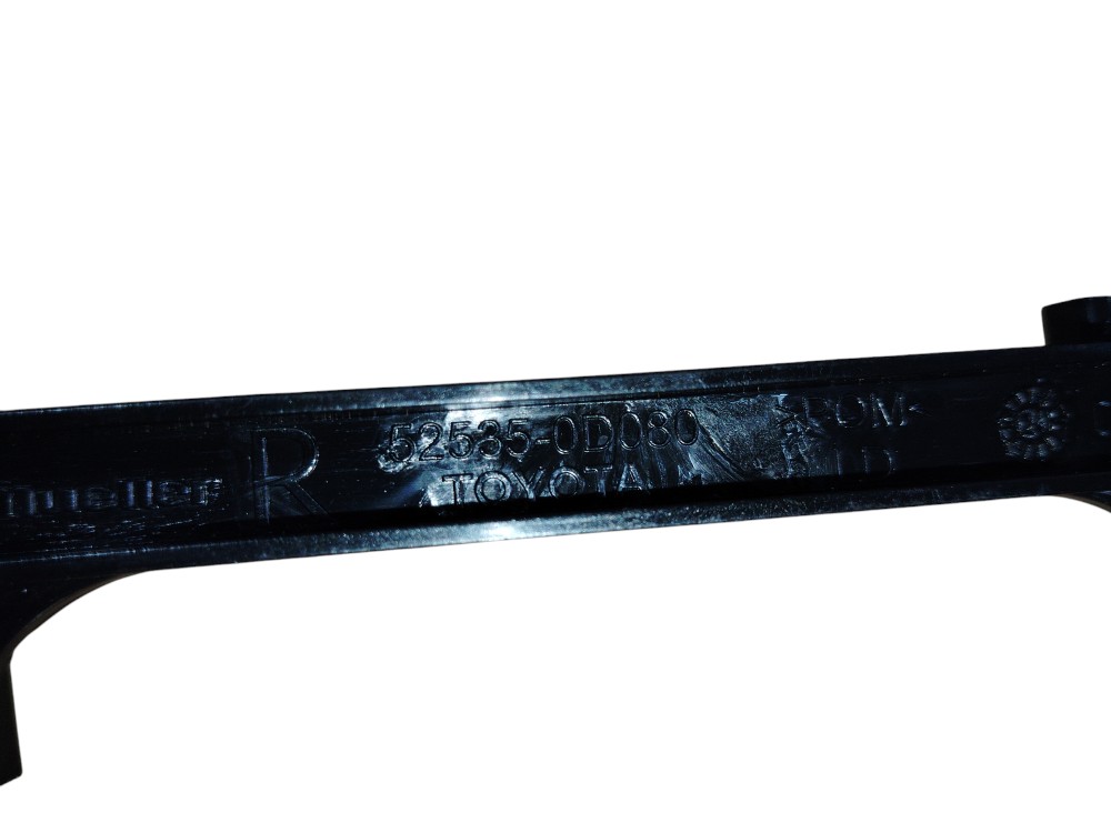 Guia Parachoque Dianteiro Direito Toyota Etios 2012/ 2020 3