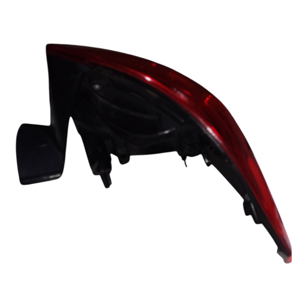Lanterna Esquerda Sandero 2015/19 265557086r Original Esquerdo/motorista Vermelho 5
