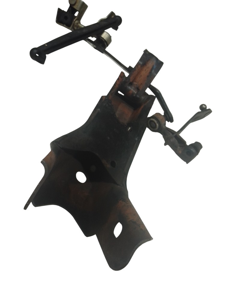 Suporte trambulador com coxim Chevrolet corsa milenium 2001