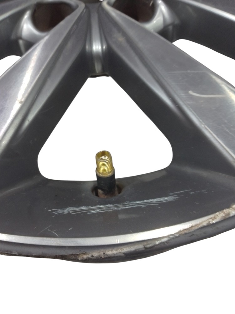 Roda liga leve aro 15 alumínio Volkswagen 5×100 et 6810 10