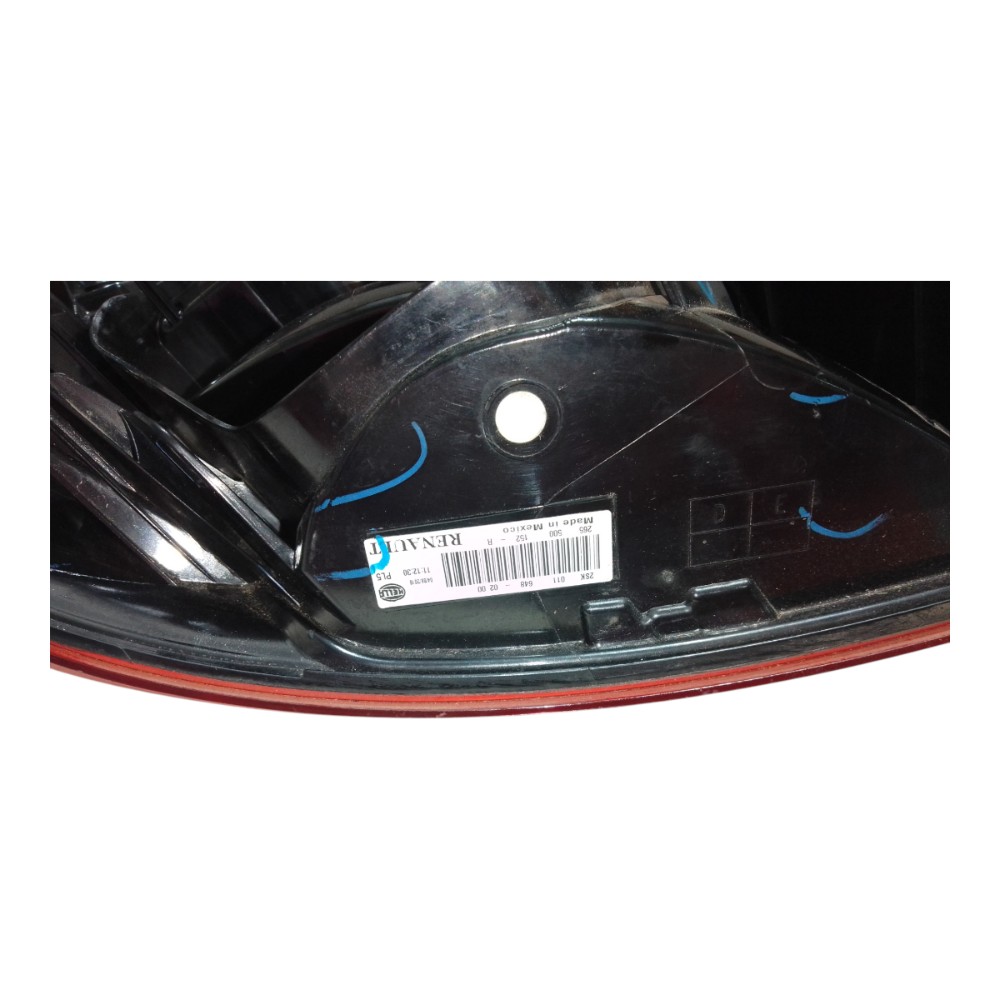 Lanterna Traseira Direita Sandero 265500152r Direito/passageiro Vermelho 7