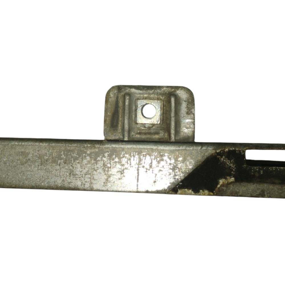 Guia Suporte Parachoque Dianteiro Esquerdo Gm Astra 95 7