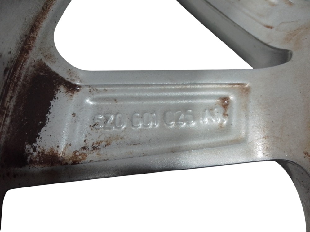 Roda liga leve aro 15 alumínio Volkswagen 5×100 et 6810 6