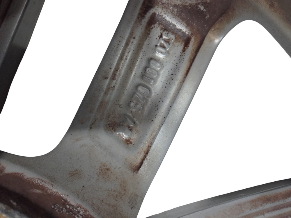 Roda liga leve aro 15 alumínio Volkswagen 5×100 10