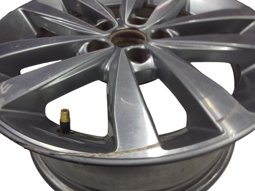 Roda liga leve aro 15 alumínio Volkswagen 5×100 et 6810 4