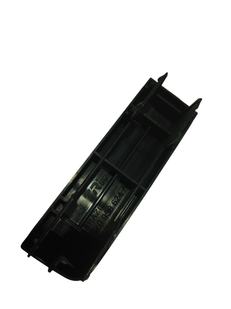 Botao Falso Central Volkswagen Fox Spacefox 2014 2021 5