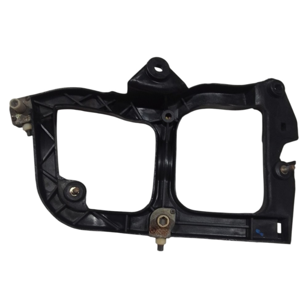 Suporte Moldura Farol Esquerdo Chevrolet Blazer 1997 3
