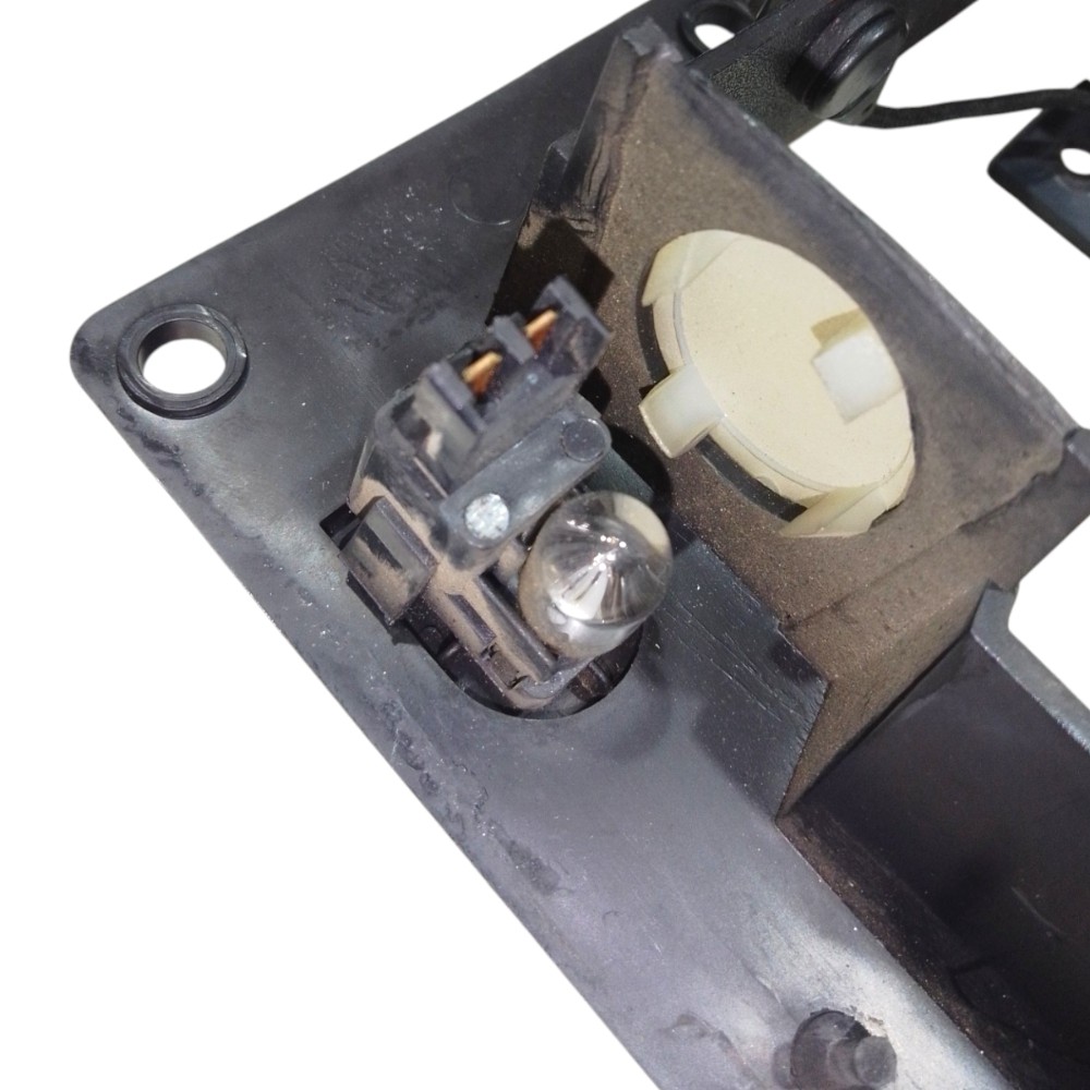 Base Dobradiça Porta-luvas Chevrolet Blazer 1997 15648046 Gm Preto 2