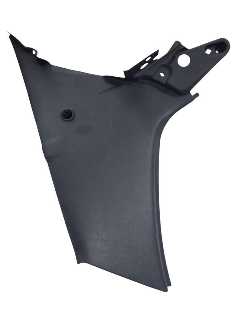 Moldura Coluna Traseira Direita Fiat Siena Palio 2001/2012 1