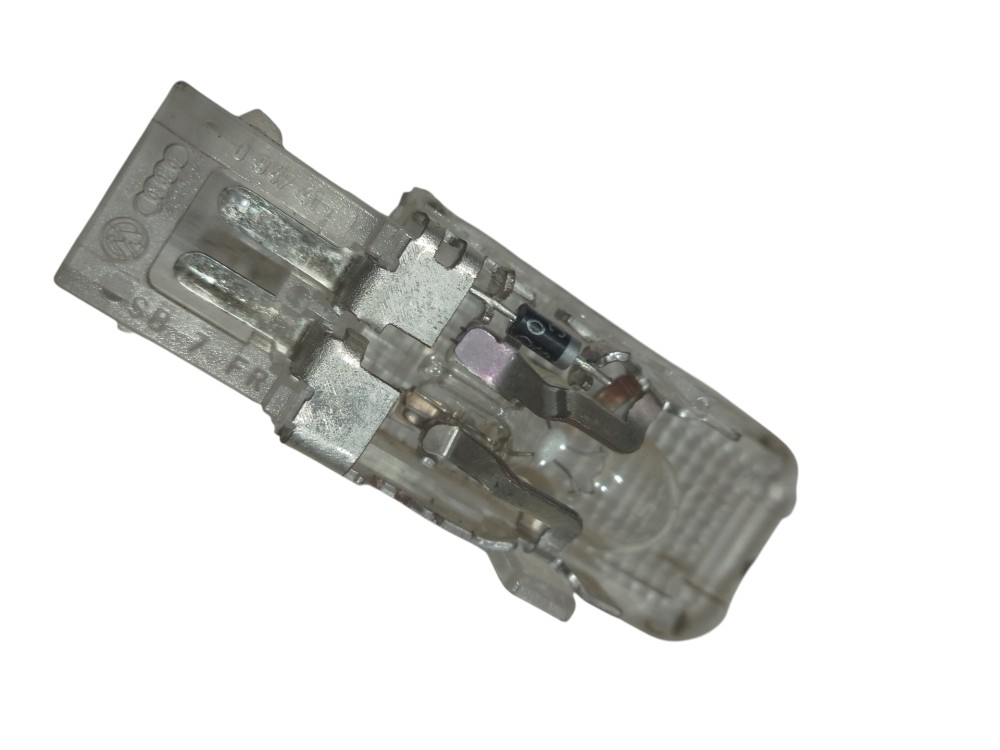 Luz Cortesia Porta-malas Volkswagen Fox Spacefox 2014 2015 6