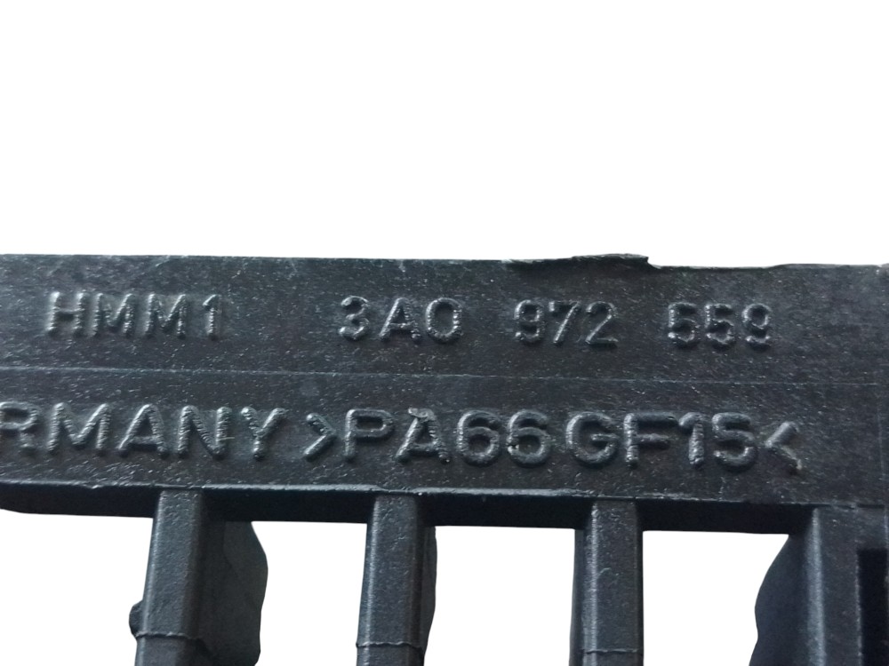 Plug Conector Chicote Fuzileira Volkswagen Golf 1994 A 2000 4