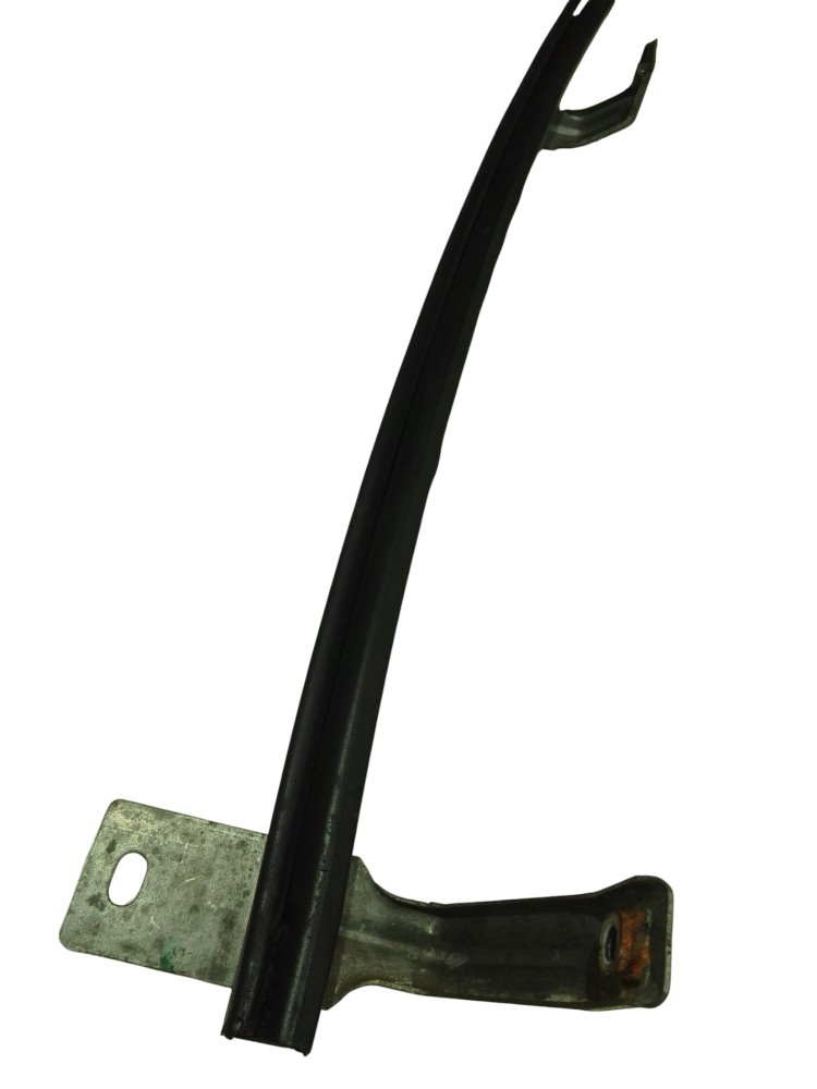 Guia Canaleta Nissan March Dianteiro Direito Ano 2011 Preto 4