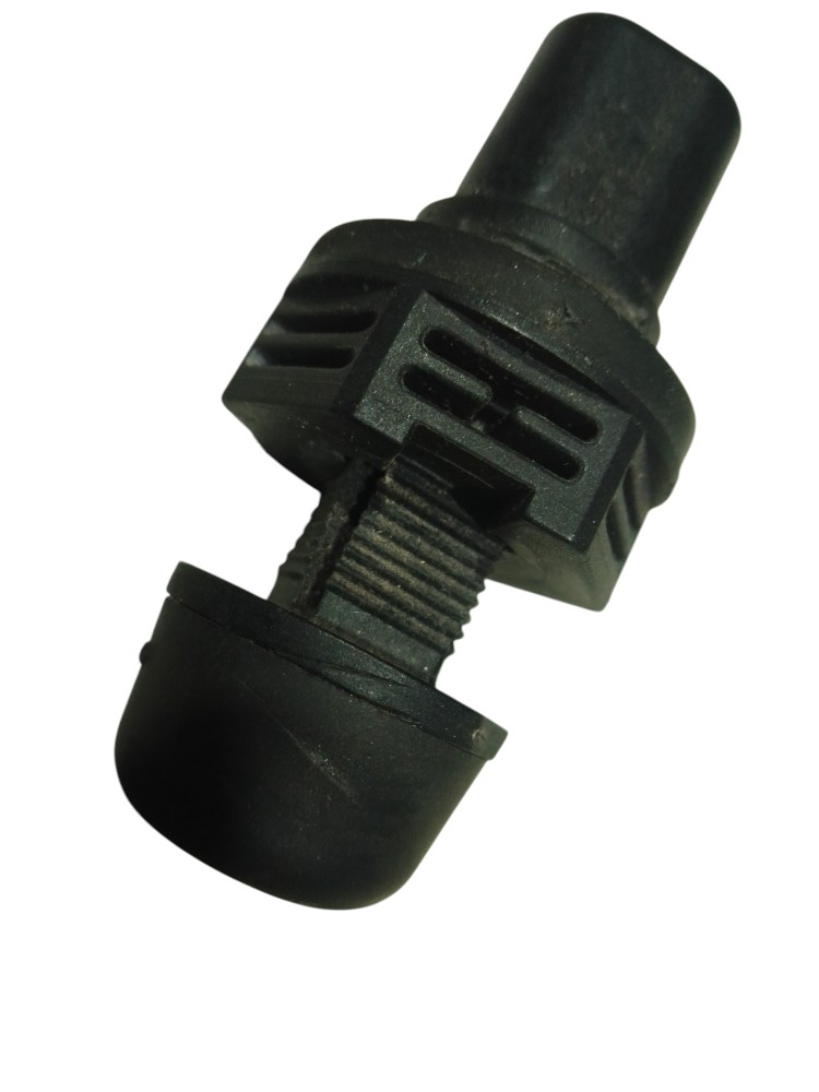 Batente porta malas traseira Volkswagen fox SpaceFox gol 14 8