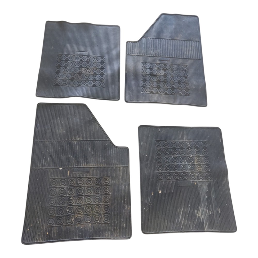 Kit Tapete Automotivo Equipage Preto