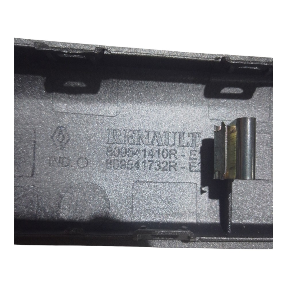 Moldura Puxador Dianteiro/e Renault Sandero 809541410r Prateado 7