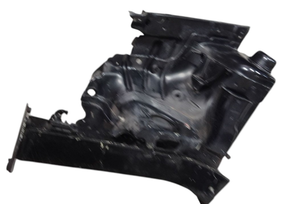 Chapa Da Caixa De Roda Dianteiro Direito Fox Volkswagen 2004 Preto 3