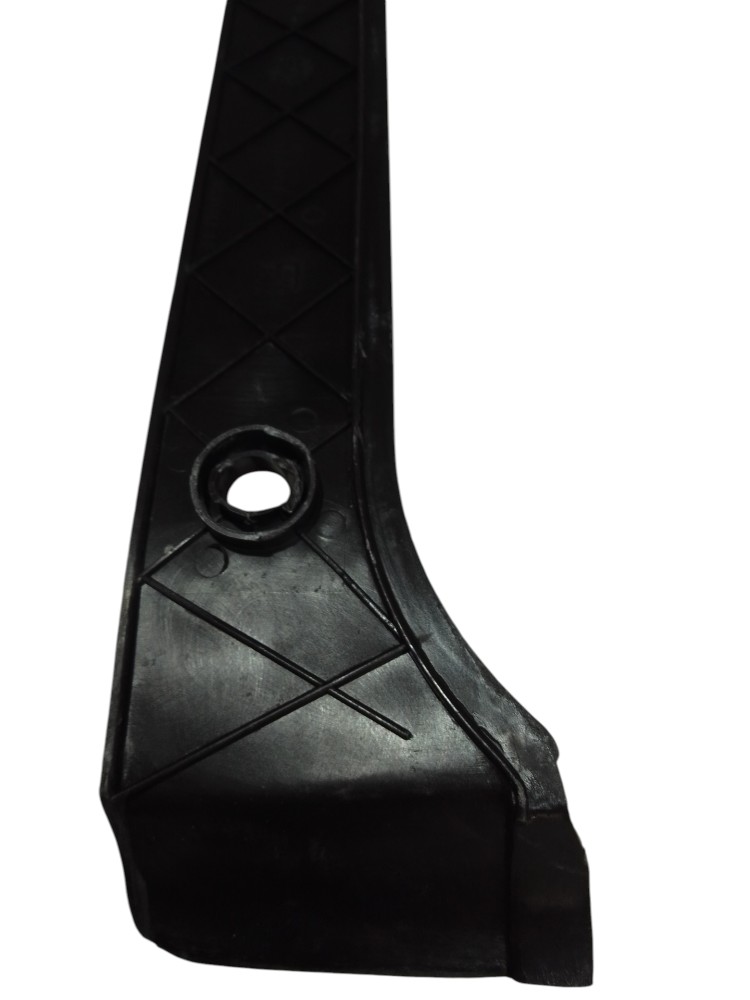 Moldura Coluna Esquerdo Fiat Uno Mille 2008 2012 Preto Preto 9