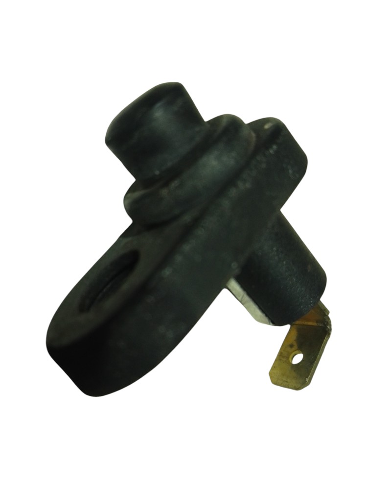 Interruptor Luz Cortesia Volkswagen Fox Spacefox Gol 2014 1