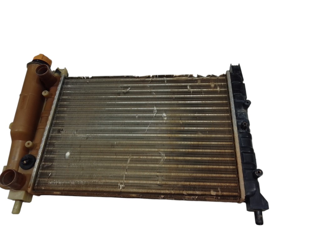 Radiador Fiat Uno Mille Fiorino Elba 1994 2000 4