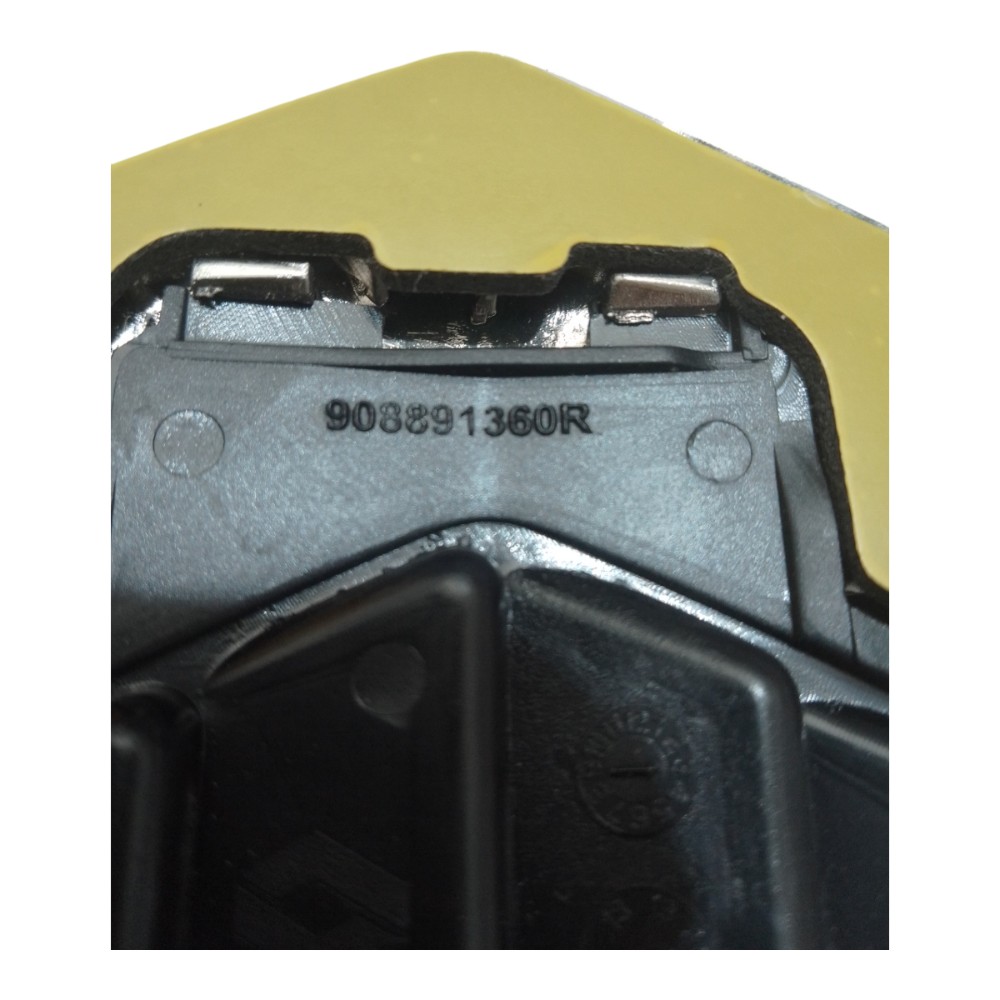Emblema Logo Tampa Traseira Renault Sandero Logan 908891360r Prateado 9
