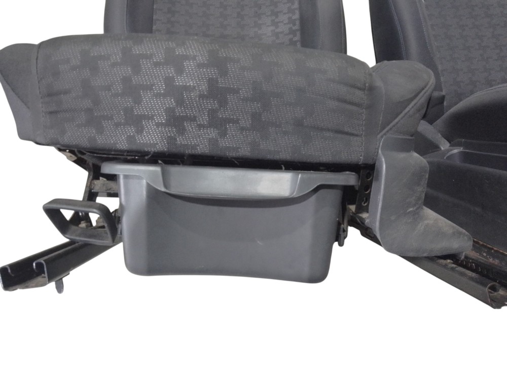 Bancos Passageiro E Motorista Volkswagen Fox Spacefox 2014 Cinza-escuro 10