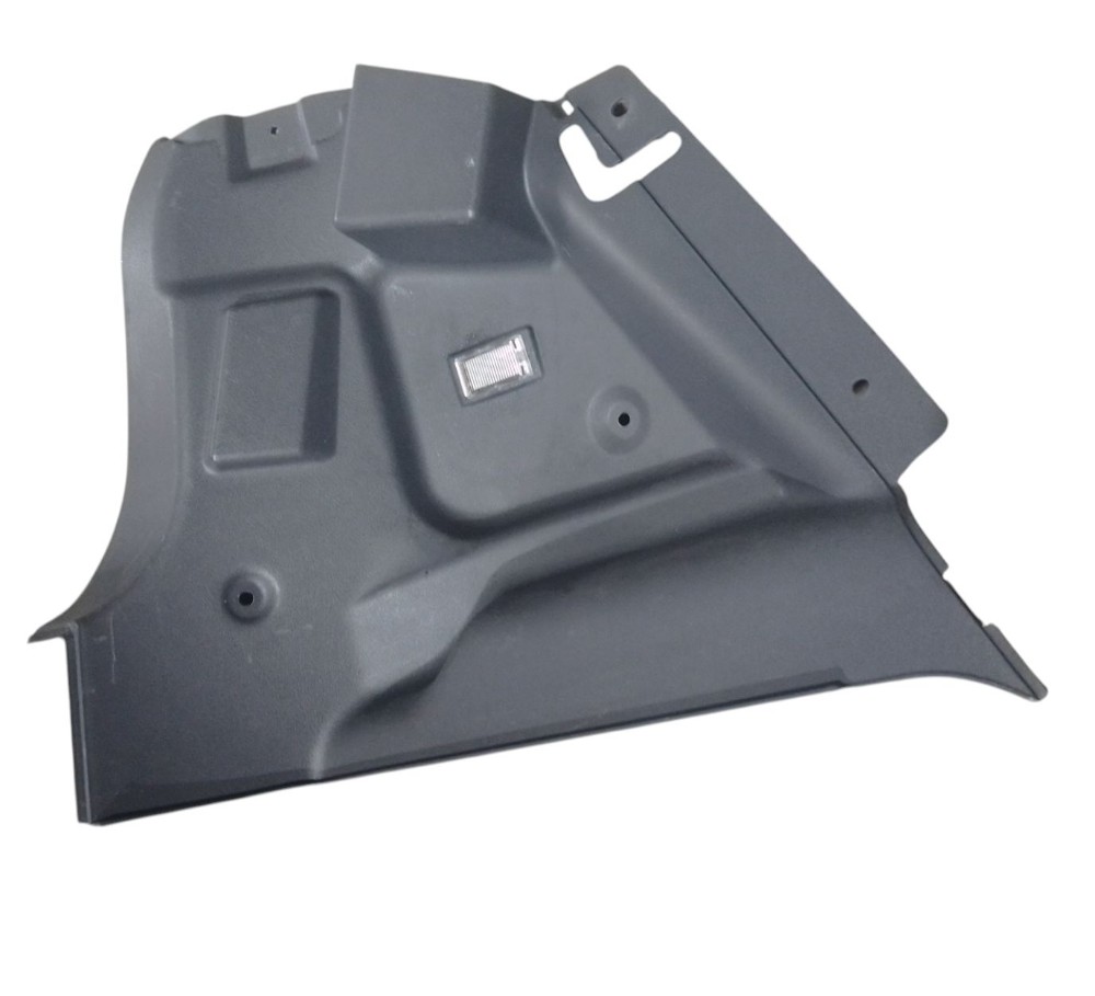 Forro lateral porta malas esquerdo Chery 2009 2015