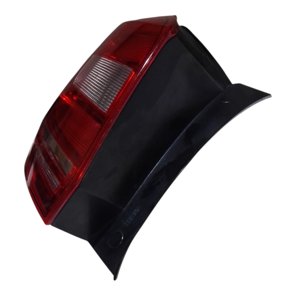Lanterna Esquerda Sandero 2015/19 265557086r Original Esquerdo/motorista Vermelho 2