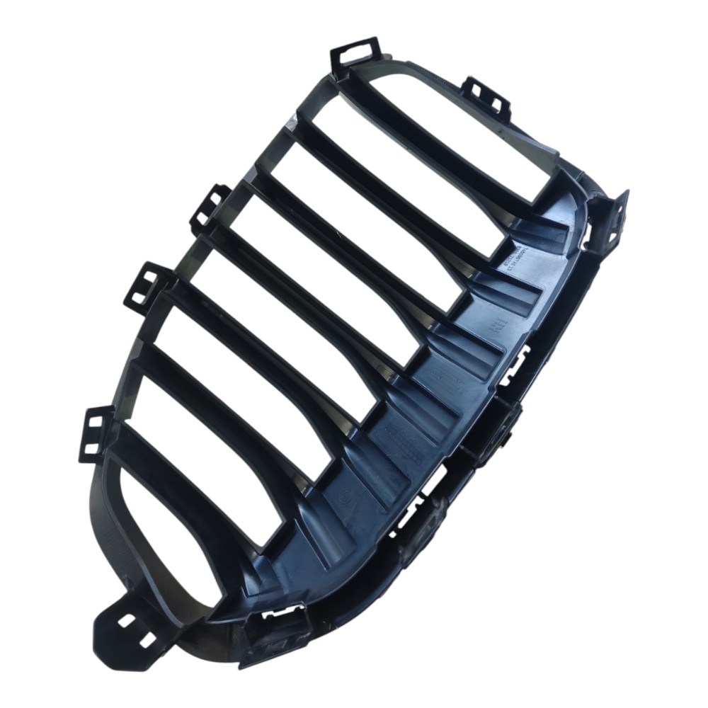 Grade parachoque bmw 218i gran Coupe Sport F44  F40 2019/20 4