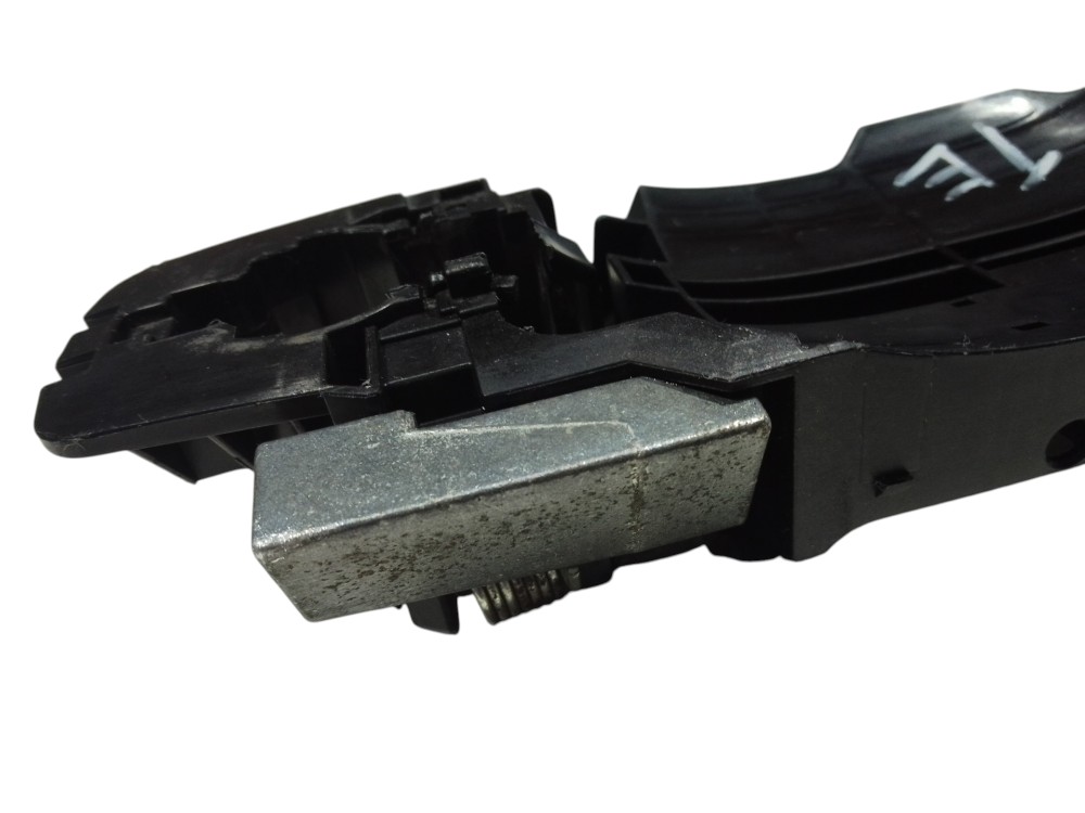 Suporte Base Maçaneta Nissan March 2011 2018 V18 Preto 10