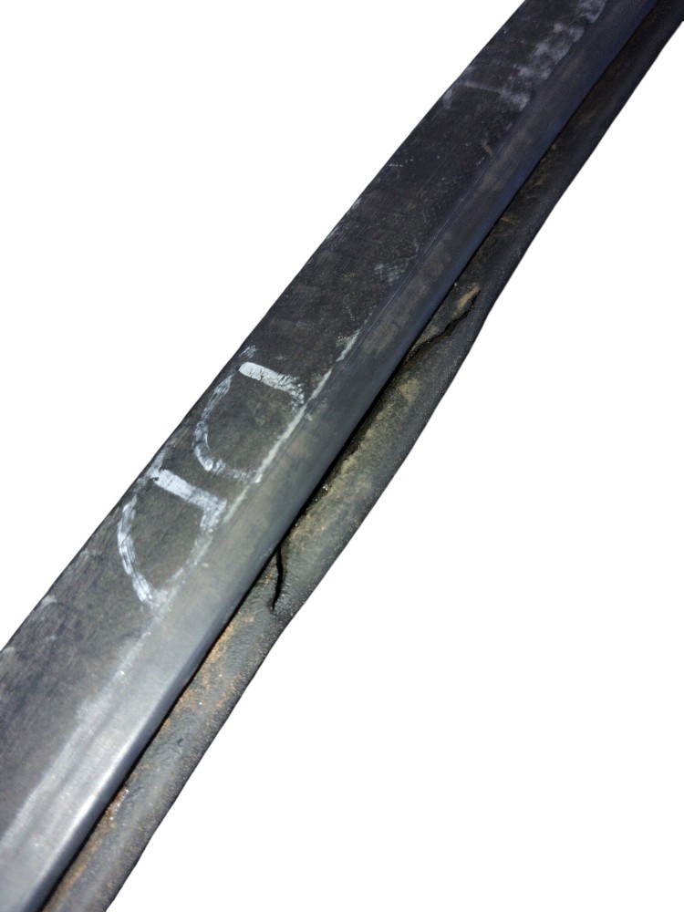 Borracha De Vedação Dianteira Direita Porta Golf 1990 A 2001 2