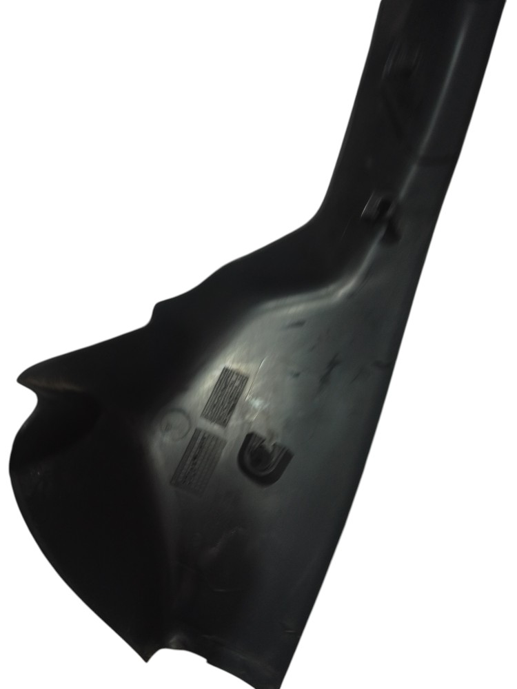 Acabamento Lateral Direito Volkswagen 2003 2012 Preto 4