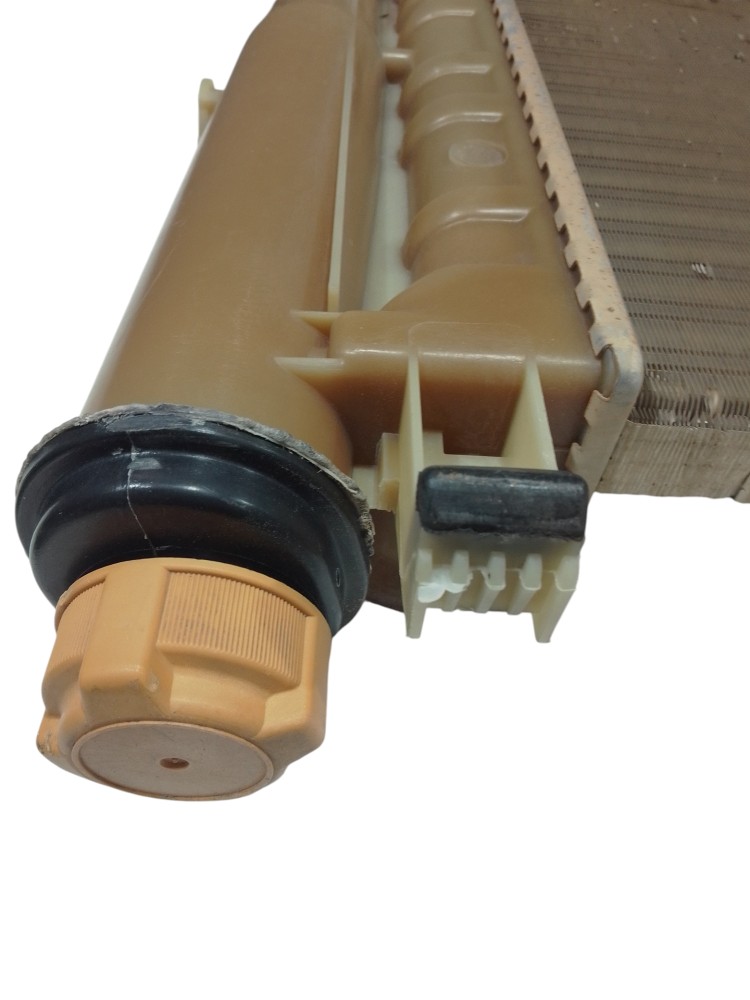 Radiador Fiat Uno Mille Fiorino Elba 1994 2000 3