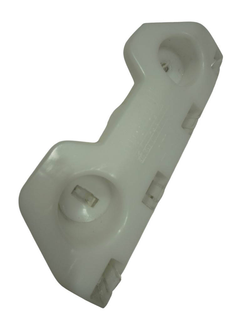 Guia parachoque dianteiro lado esqu nissan versa 2012 a 2020 1