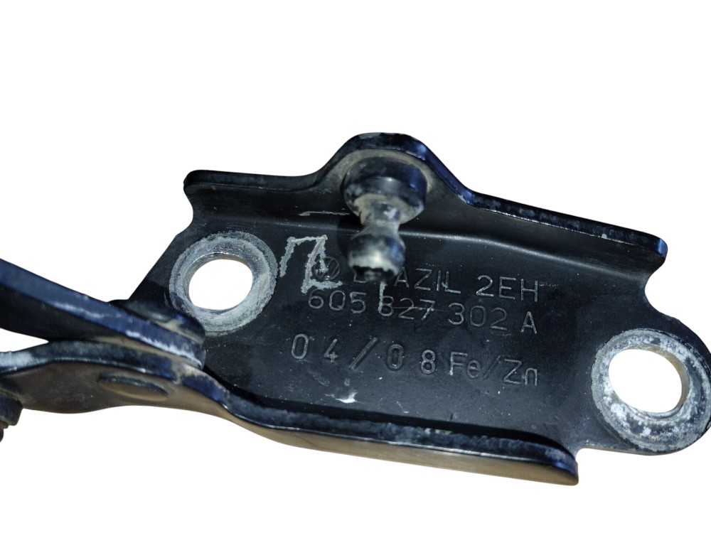 Dobradiça Portamala Lado Esquerdo Polo Sedan 2008 A 2015 4