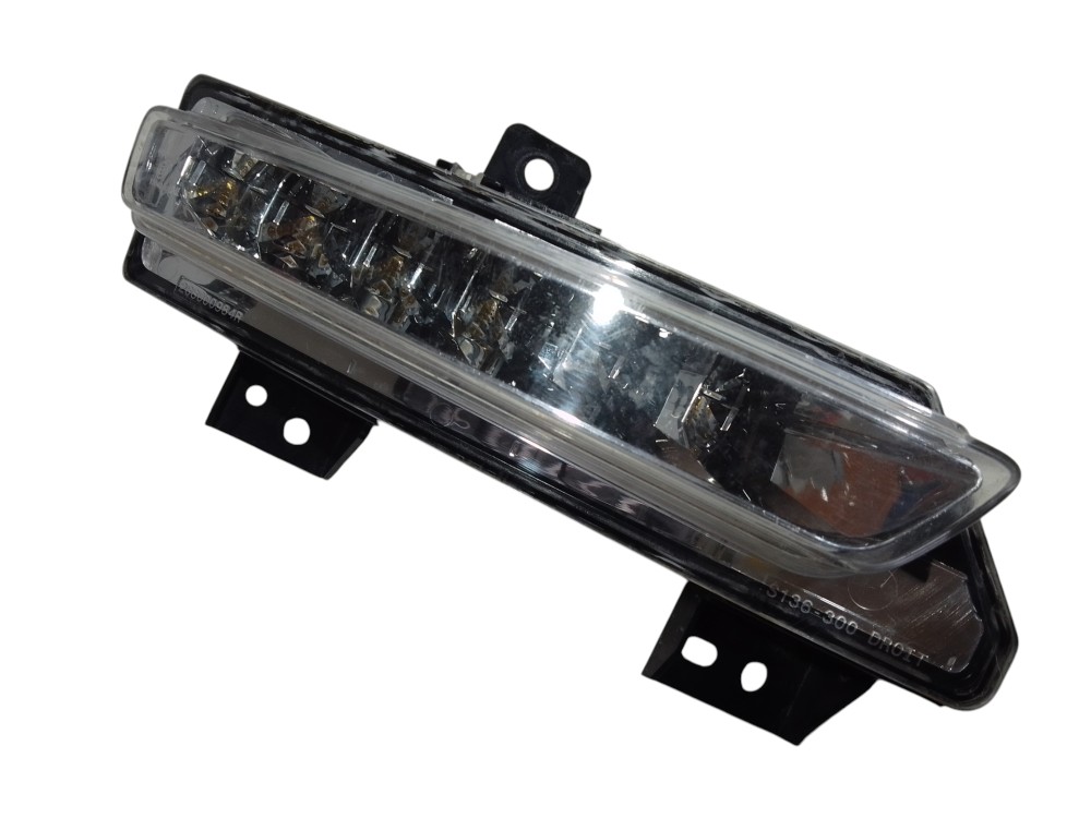 Farol milha Direito Renault Sandero Logan 2014 2016 2