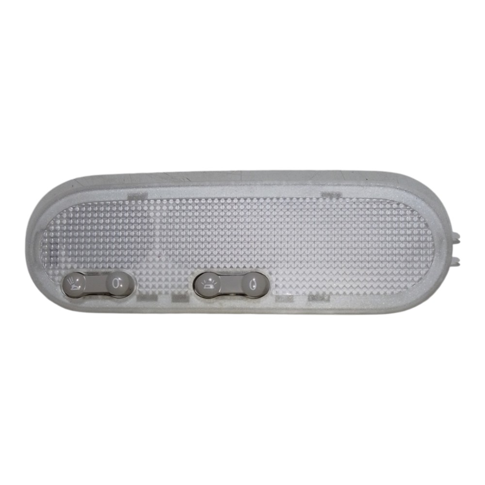 Luz Cortesia Renault Sandero 2015 3