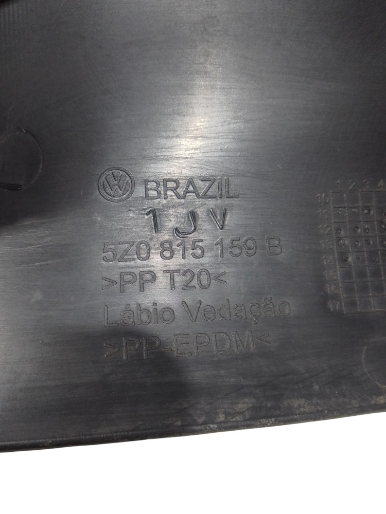 Moldura Acabamento vedação ar Volkswagen Fox SpaceFox 2006 5