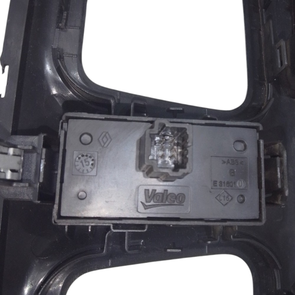 Moldura Painel Difusor Renault Sandero 2015/2020 Original Preto 8