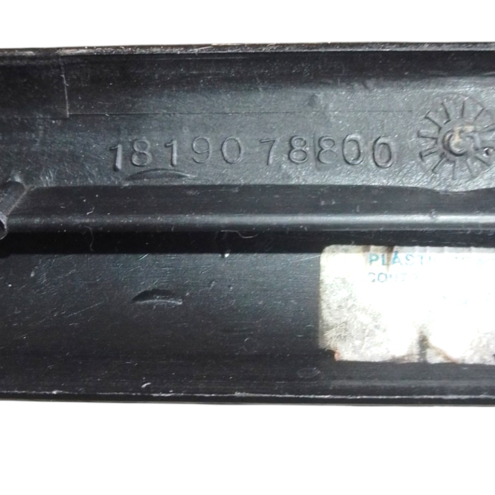 Soleira Porta Esquerdo Fiat Uno Mille 2007 / 2008 Preto 4