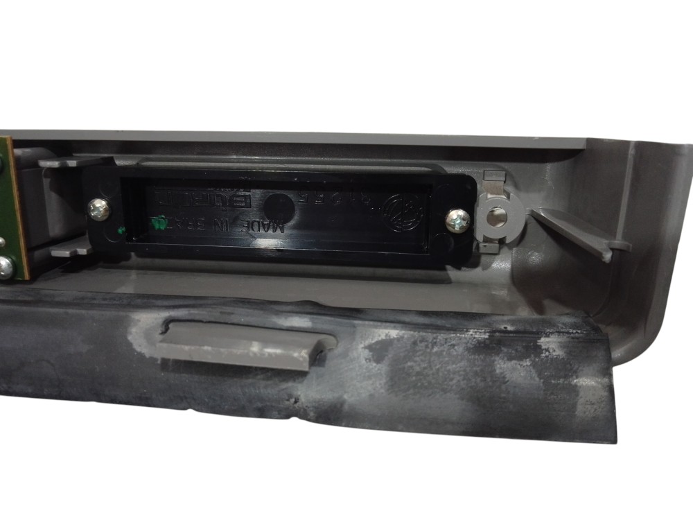 Moldura Acabamento Desembaçador Fiat Uno Fiorino Elba 91 04 8