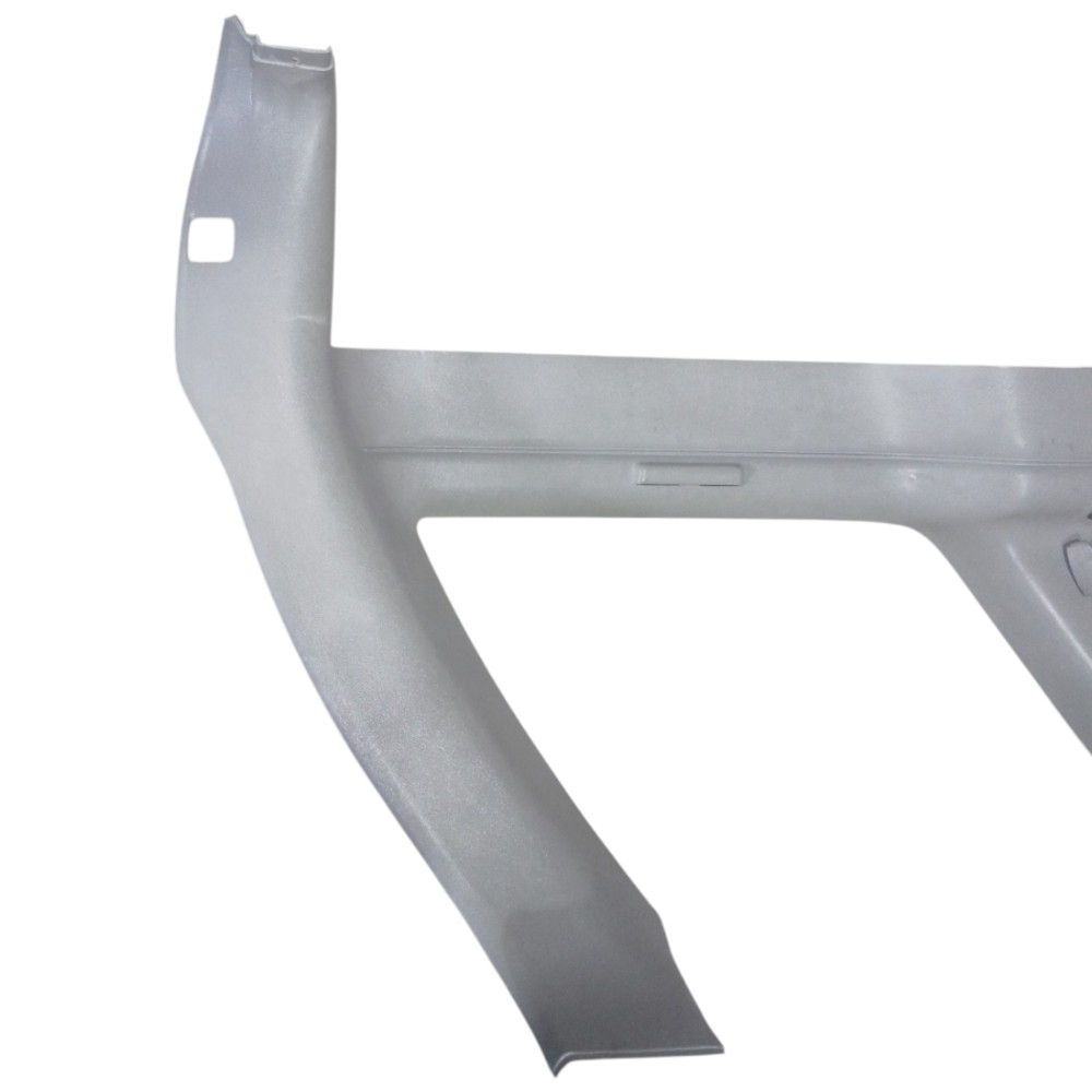 Acabamento lateral porta-malas lado direito Chevrolet blazer 2