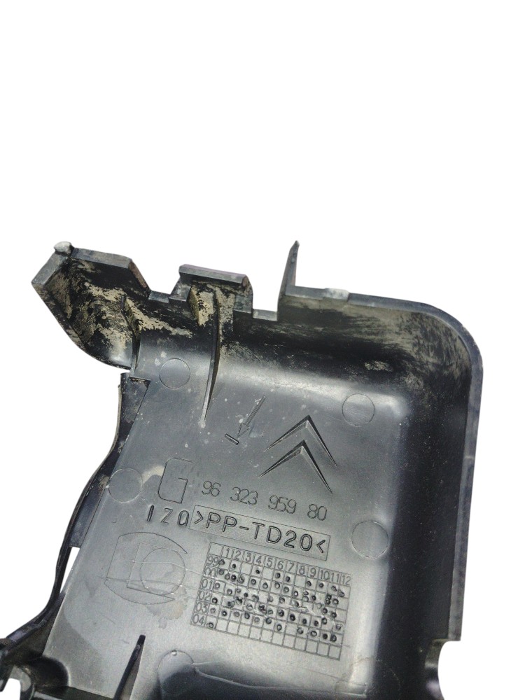Moldura Forro Porta Dianteira Le Xsara Picasso 2000 A 2011 5