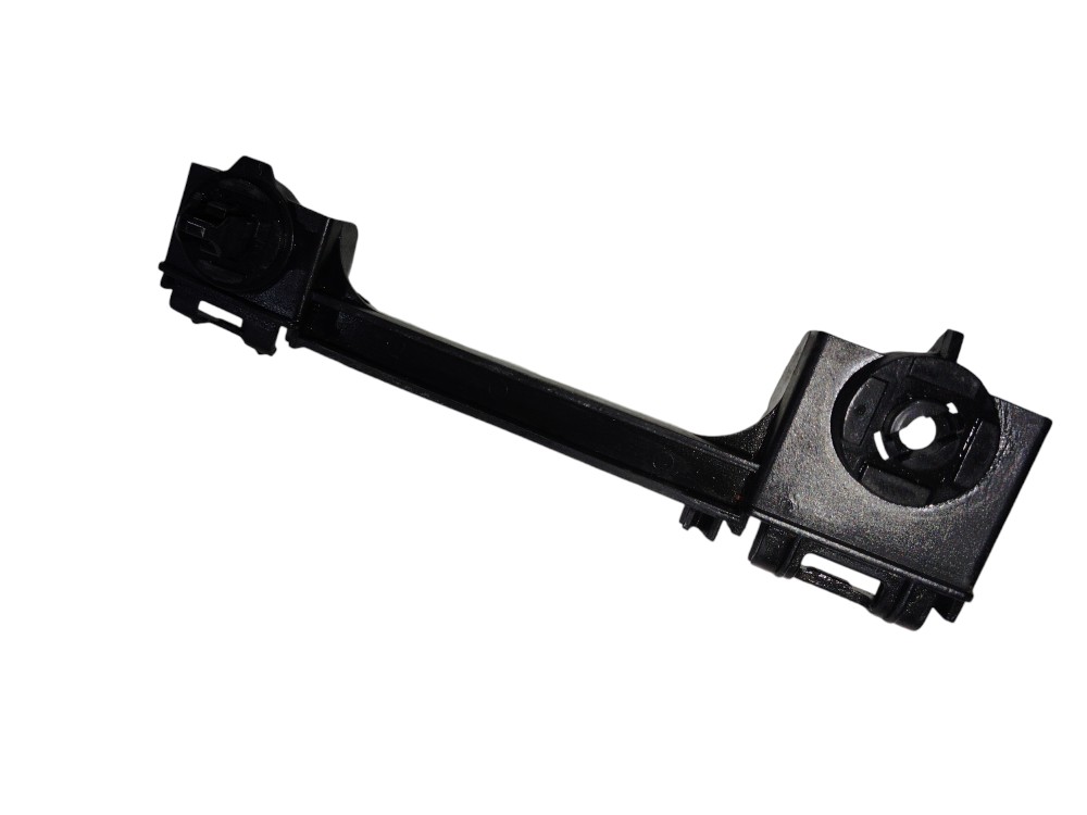 Guia Parachoque Dianteiro Direito Toyota Etios 2012 A 2020 1