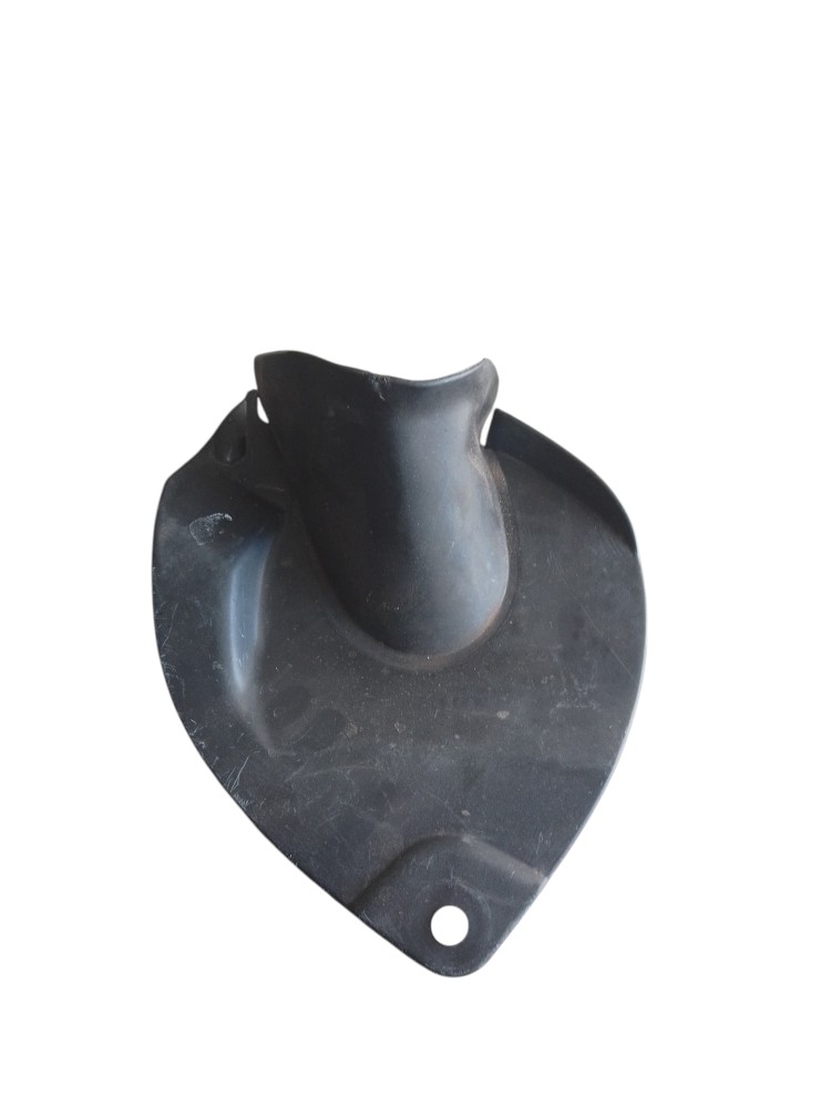 Moldura Guarda Pó Coluna Volkswagen Golf 1995/2001 Preto Preto 5