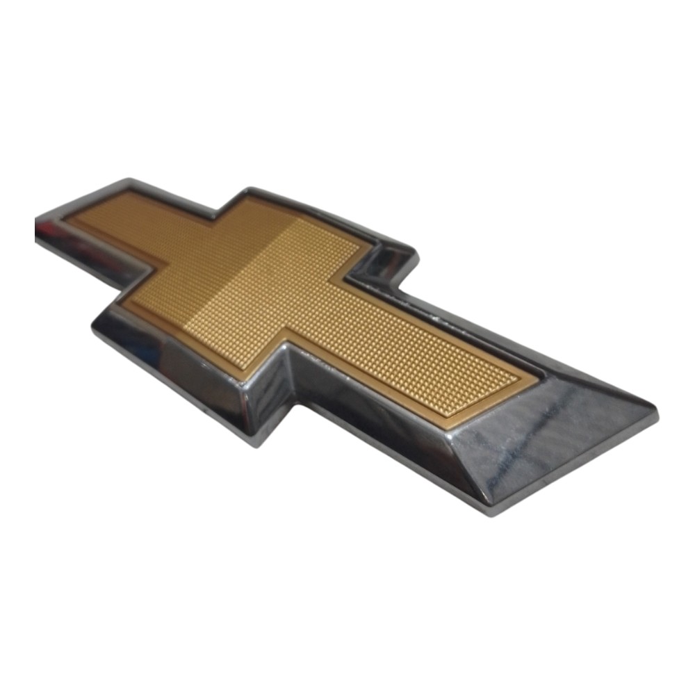 Emblema Tampa Traseira Chevrolet Onix Original 52096409 Dourado 4
