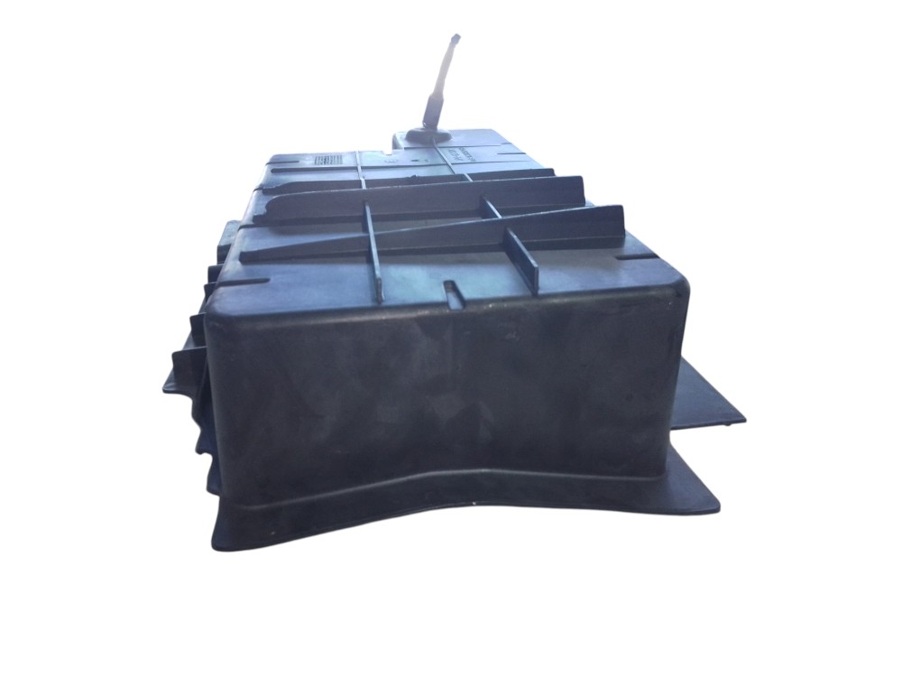 Caixa Suporte Bateria Citroen Xsara Picasso 2000 A 2012 4