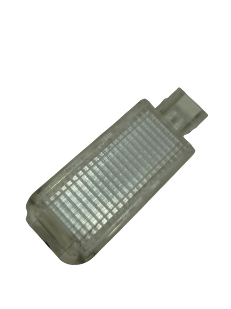 Luz Cortesia Porta-malas Volkswagen Fox Spacefox 2014 2015 3